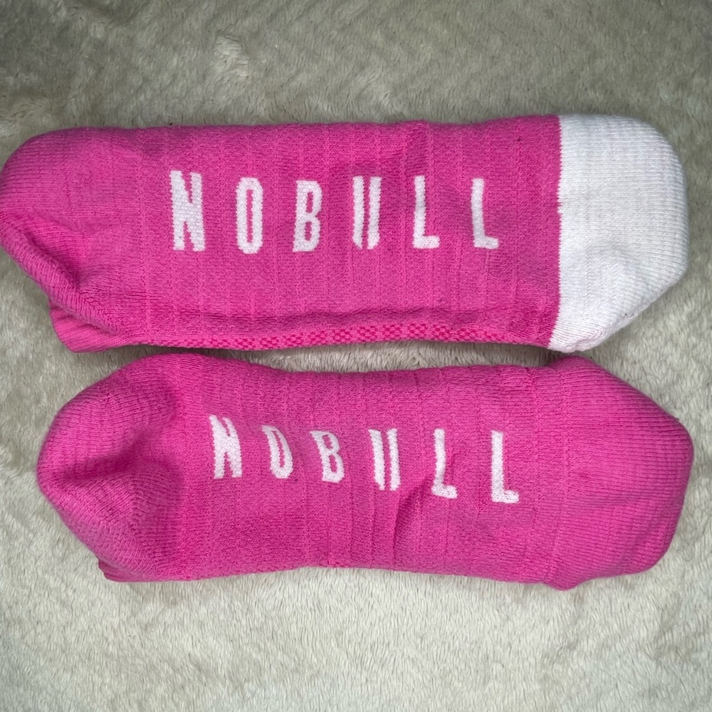 NOBULL Training Socks - Hot Pink